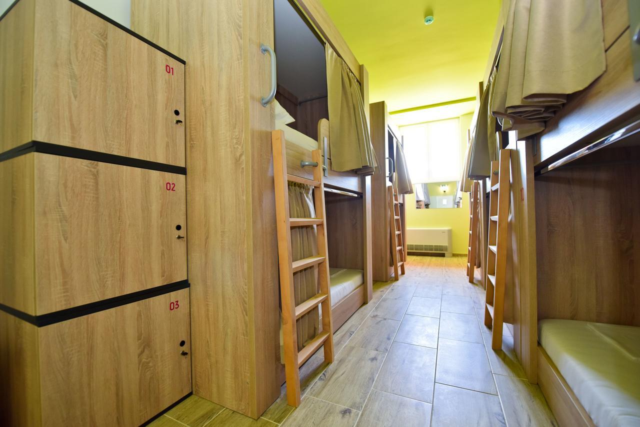 Hostel Zrce All Inclusive- All You Can Drink And Eat! (Adults Only) Novalja Εξωτερικό φωτογραφία