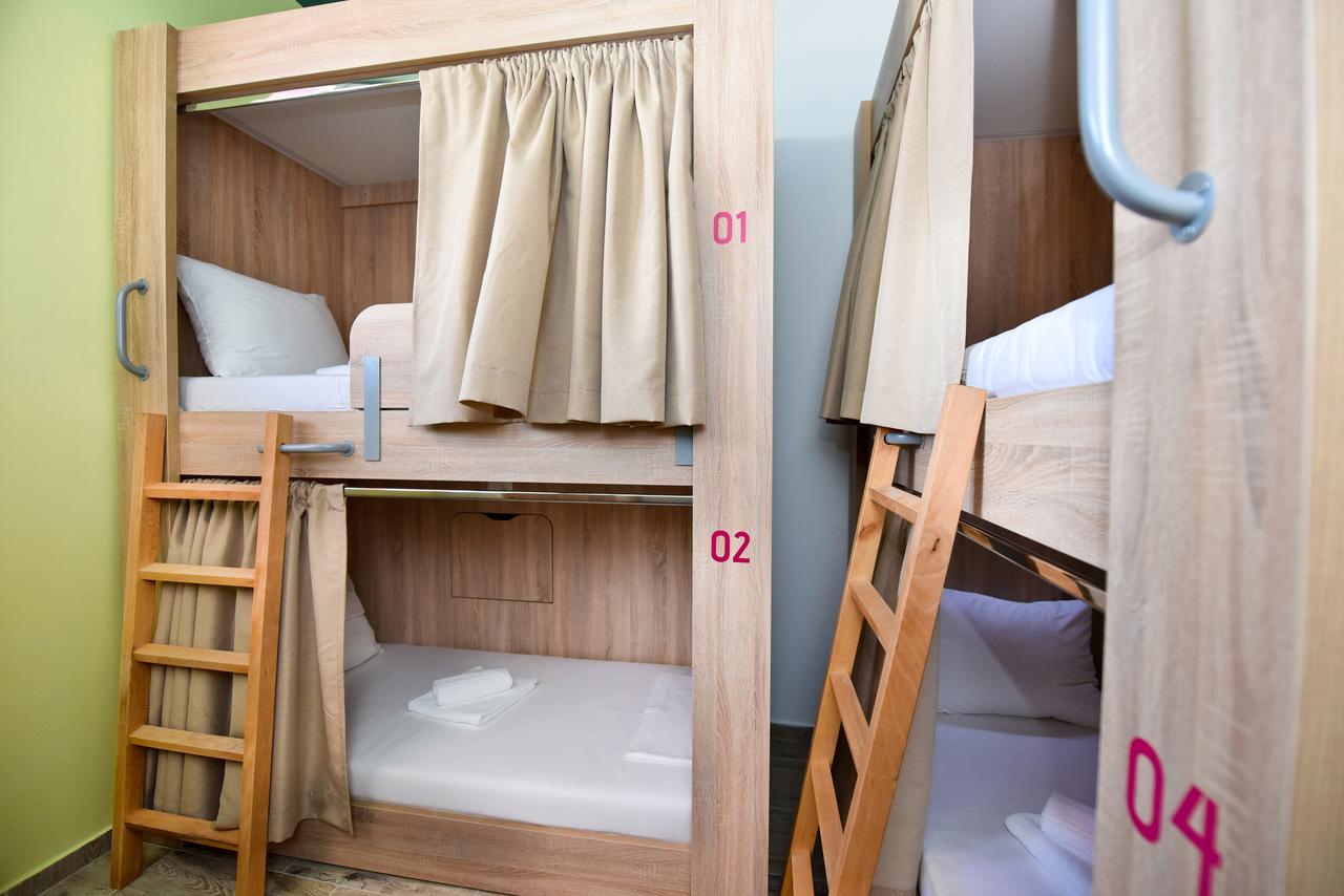 Hostel Zrce All Inclusive- All You Can Drink And Eat! (Adults Only) Novalja Εξωτερικό φωτογραφία