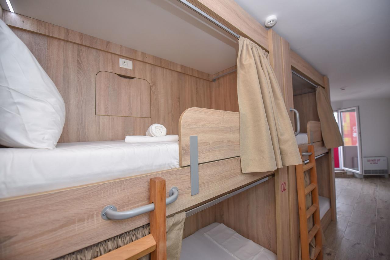 Hostel Zrce All Inclusive- All You Can Drink And Eat! (Adults Only) Novalja Εξωτερικό φωτογραφία