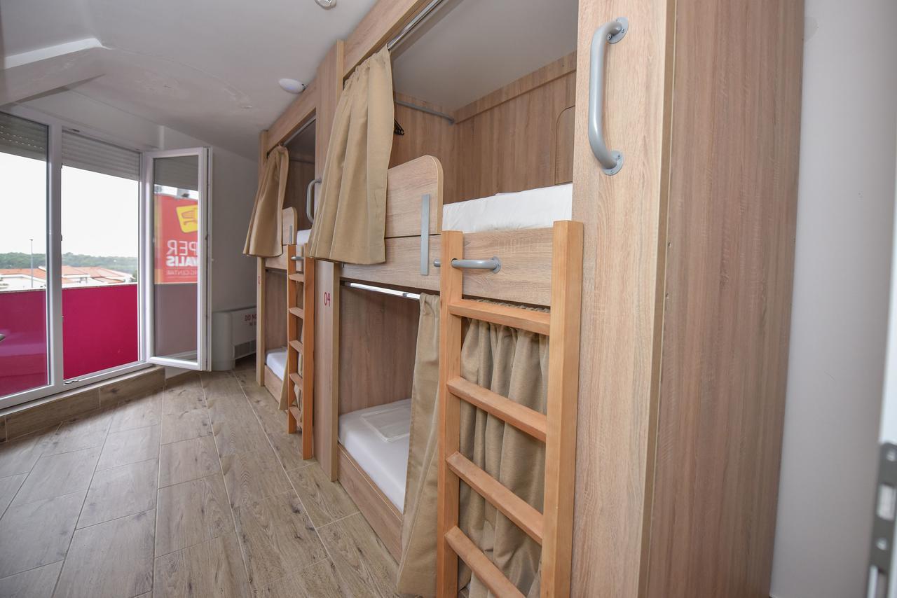 Hostel Zrce All Inclusive- All You Can Drink And Eat! (Adults Only) Novalja Εξωτερικό φωτογραφία