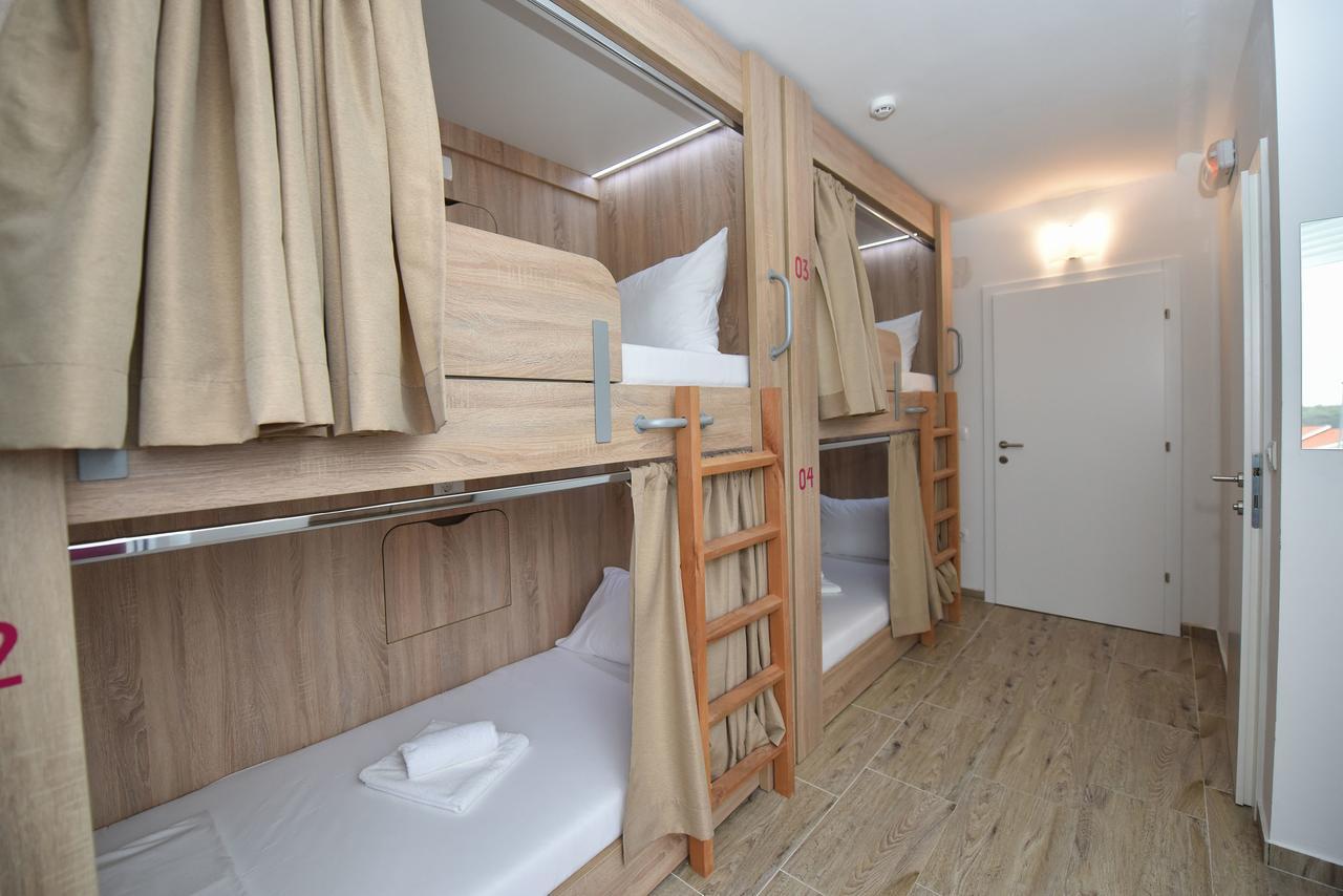 Hostel Zrce All Inclusive- All You Can Drink And Eat! (Adults Only) Novalja Εξωτερικό φωτογραφία