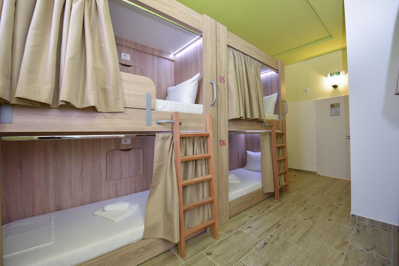 Hostel Zrce All Inclusive- All You Can Drink And Eat! (Adults Only) Novalja Εξωτερικό φωτογραφία